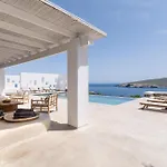 Bohemian Blue - 7 Bdrm - In 200m - Mg *