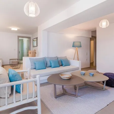 Villa Bohemian Blue - 7 Bdrm - In 200m - Mg Panormos (Mykonos)