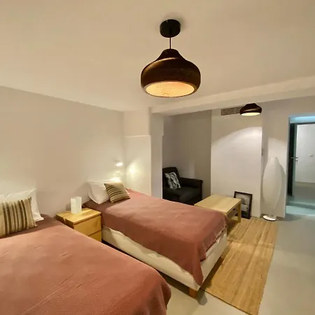 Villa Bohemian Blue - 7 Bdrm - In 200m - Mg