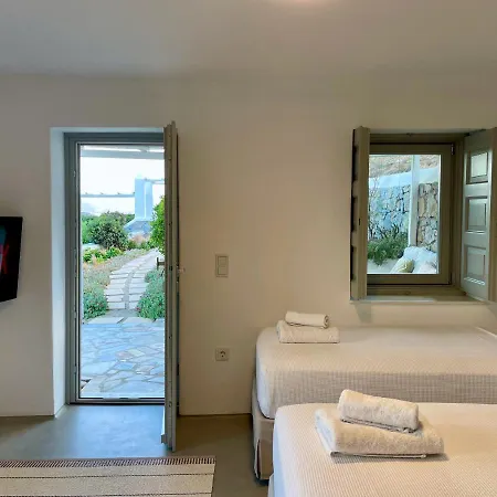 Bohemian Blue - 7 Bdrm - In 200m - Mg Panormos (Mykonos)